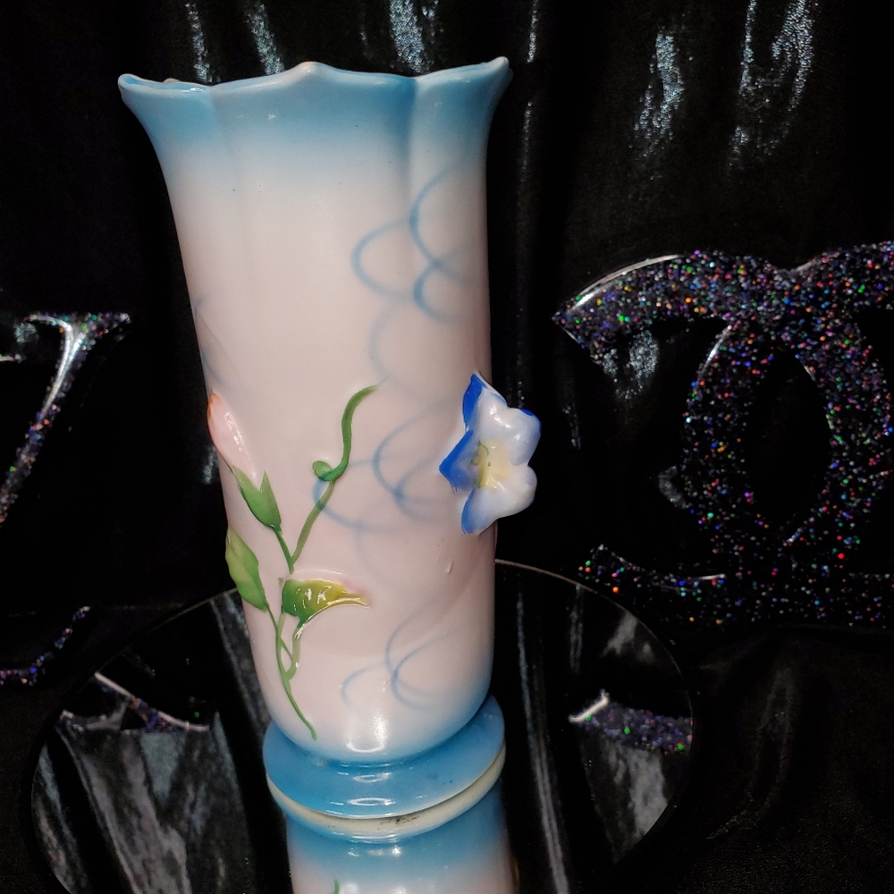 Vintage Japanese Tashiro Shoten Royal Trico Painted Porcelain Vase